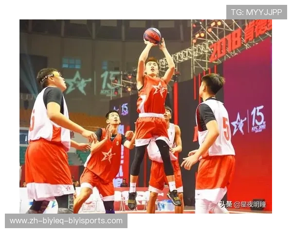 篮球运动员如何有效进行赛季中体能调整保持高强度竞技状态